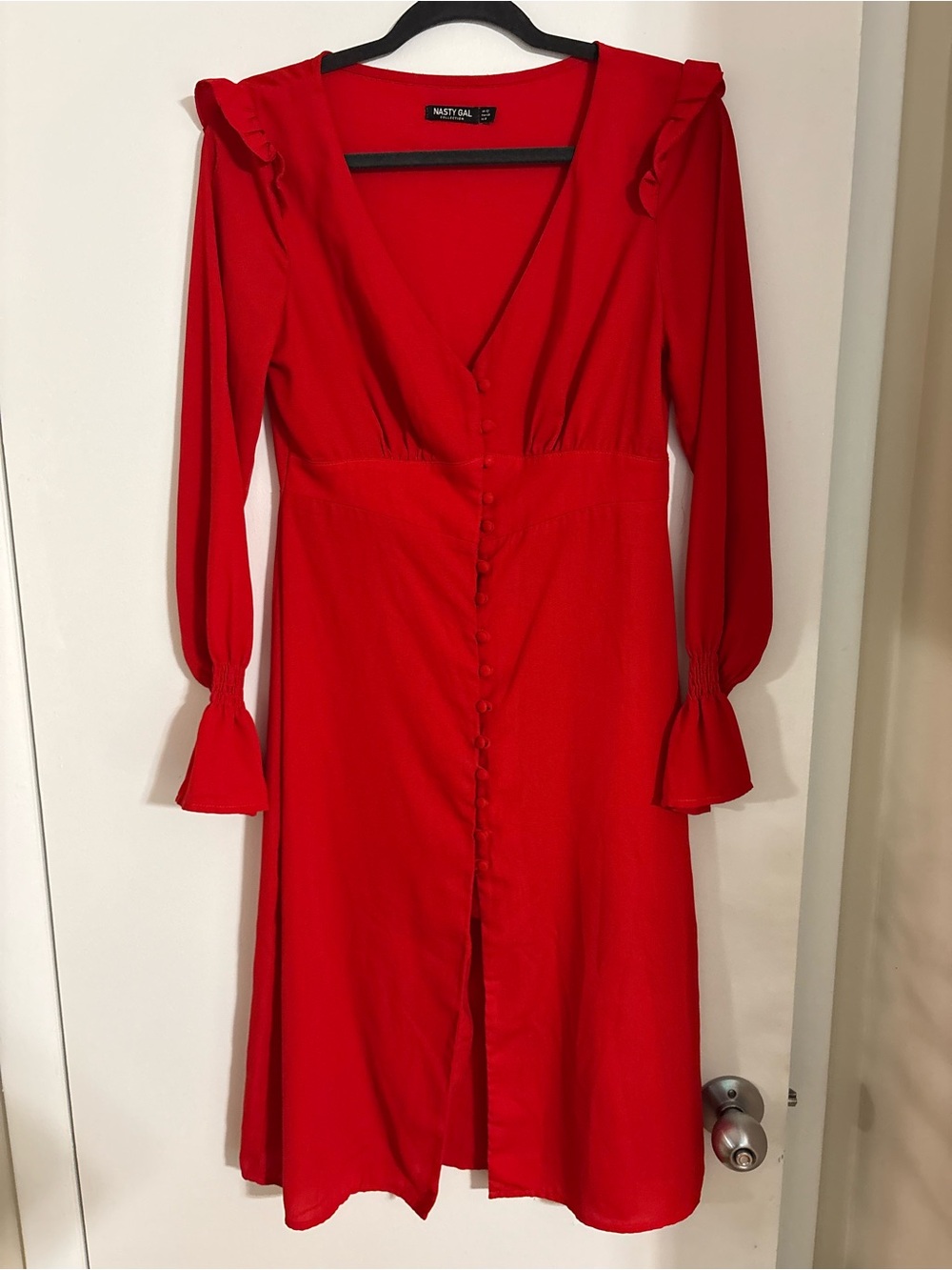 Nasty Gal Red V-Neck Button-Front Long Sleeve Midi Dress